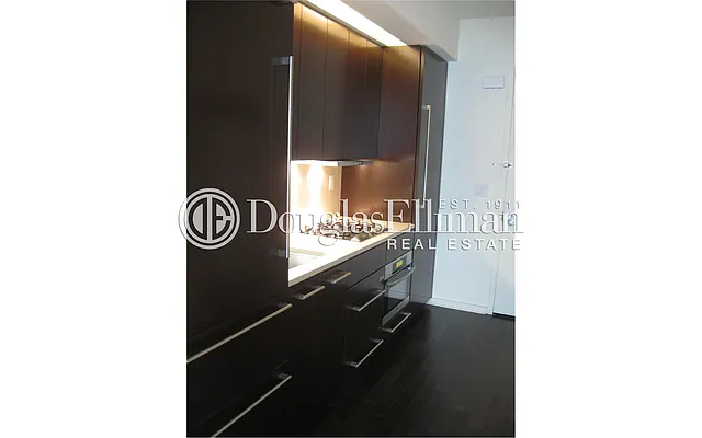 Rented by Douglas Elliman | media 30