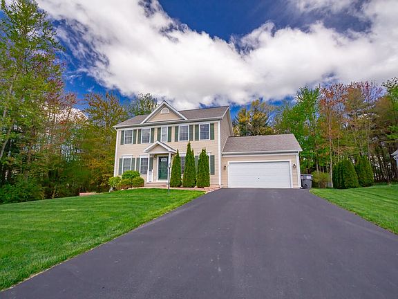 5th image of 21 Aster Dr