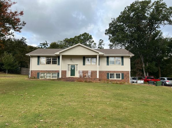 8600 Esslinger Ct SE