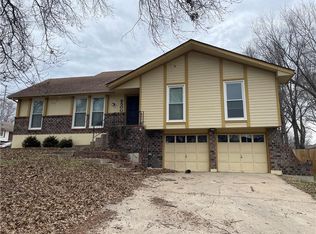 9500 E 89th St, Kansas City, MO 64138