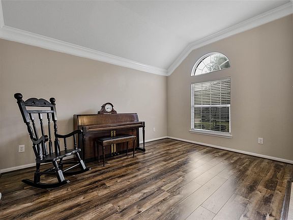 5th image of 9014 Kinnel Ln