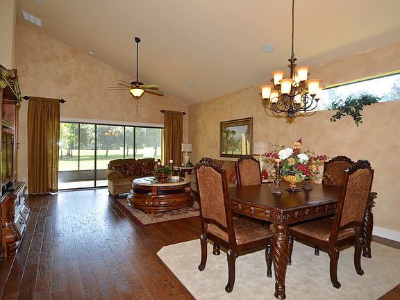 4th image of 3242 Tralee Dr