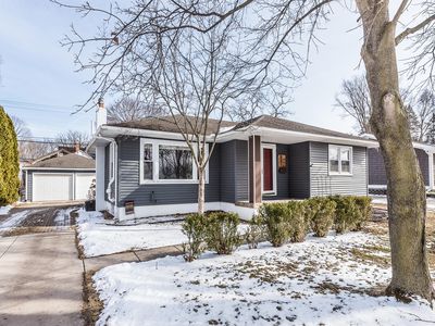 731 Taylor St, Chelsea, MI, 48118