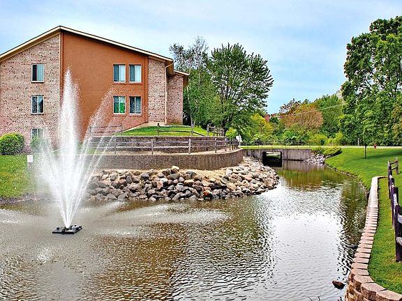 2nd image of 4800 Lake Trail Dr #46931B