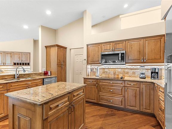 3rd image of 2686 Scobee Dr