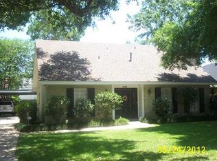 9425 Citrus Ln, River Ridge, LA 70123