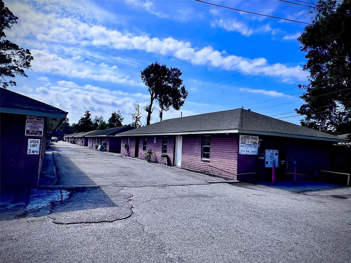 Building Photo - 1825 W Little York Rd #MANY