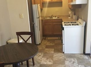 5317 N Gaines St APT 11, Davenport, IA 52806