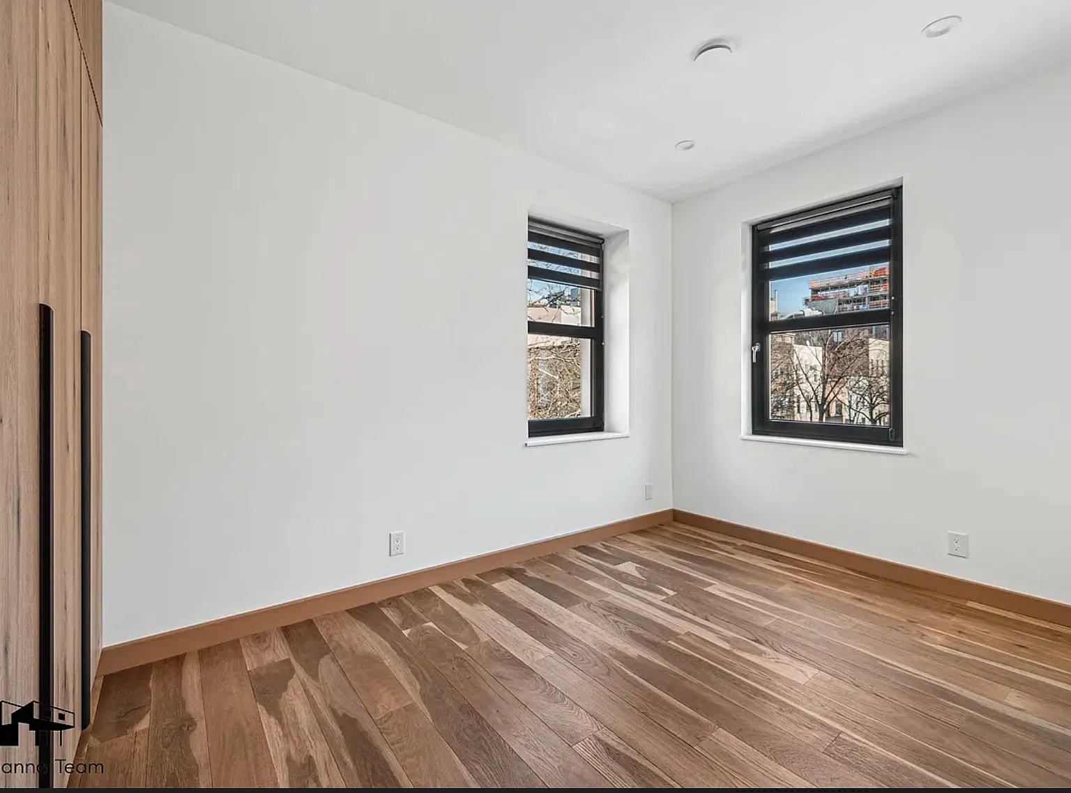 52 Havemeyer Street — Photo 4