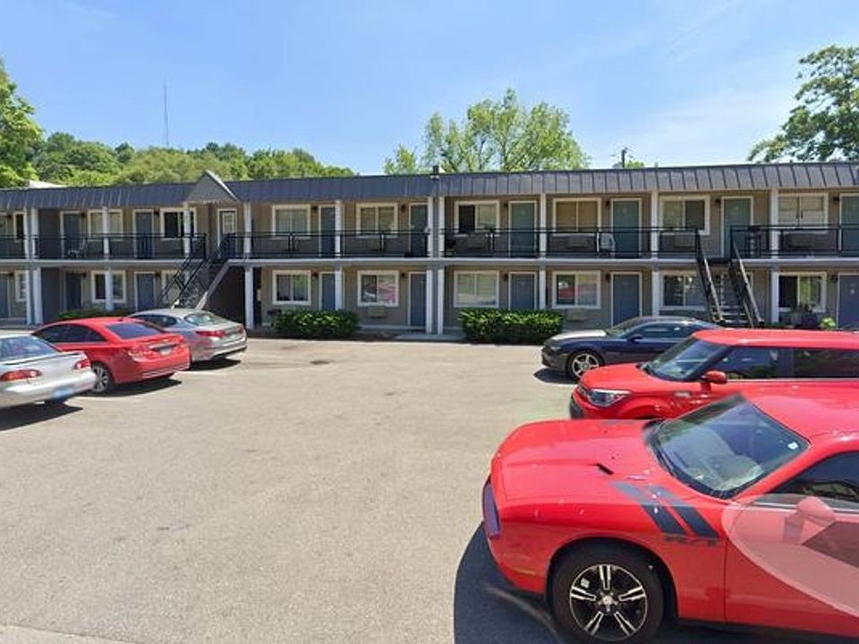 1st image of 621 De Votie Ave APT 11