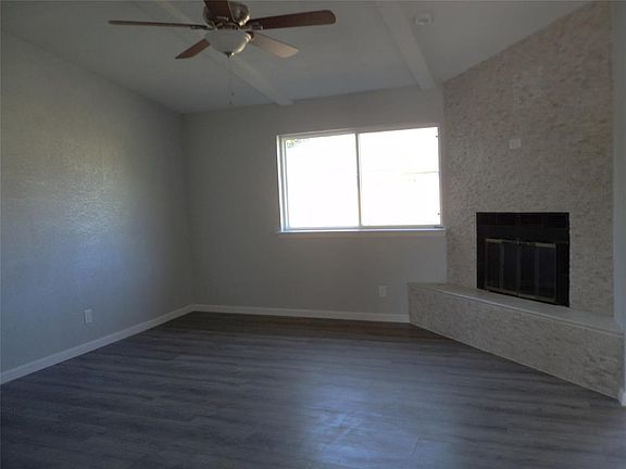 5th image of 1833 Briarcrest Cv