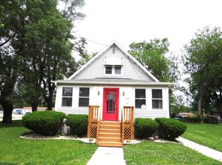 190 W Maple St, Coal City, IL 60416