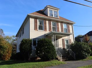 391 College St, Lewiston, ME 04240