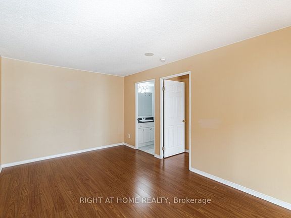 4th image of 155 Hillcrest Ave Unit 1916