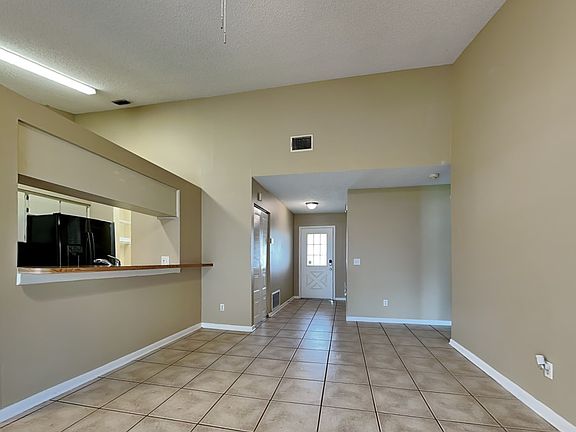 3rd image of 8339 Riverboat Dr
