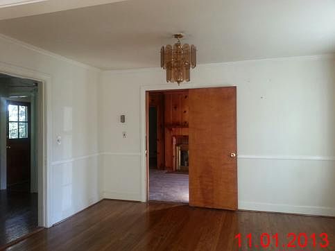 1st image of 412 W Due West Ave