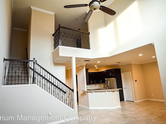 3rd image of 445 Livorno Way