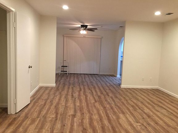 3rd image of 1231 S Primrose Ave