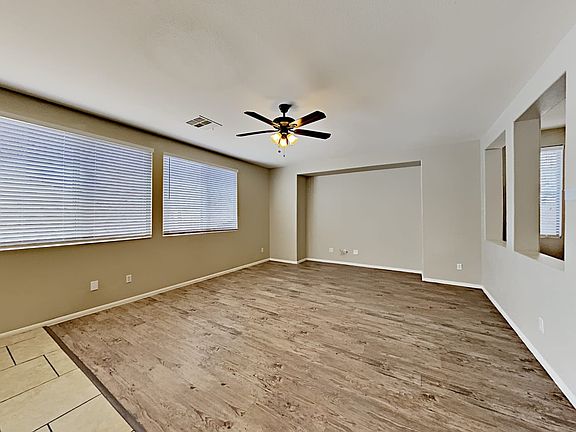 5th image of 4405 Desert Park Ave