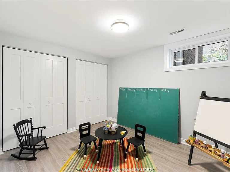 950 Kennedy Dr W — Photo 18