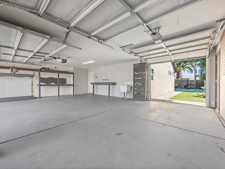 11004 Corbett Canyon Dr — Photo 9