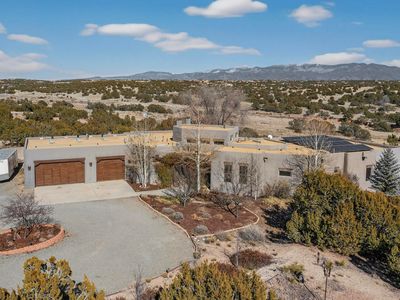 20 Vista Calabasas, Santa Fe, NM, 87506