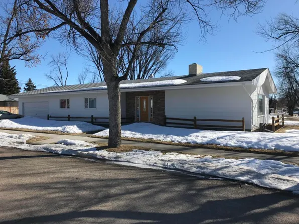 21 Curve Dr, Havre, MT 59501