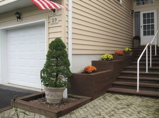 29 Rhea Run, Newton, NJ 07860