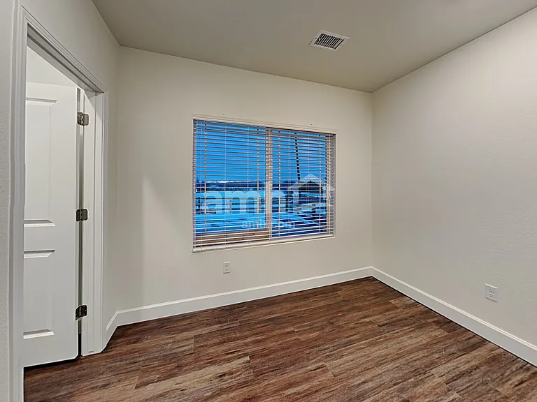 14922 W 82nd Pl — Photo 14