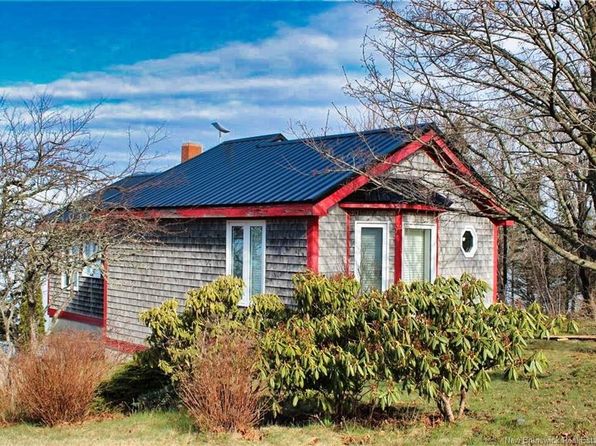 261 North Rd, Campobello Island, NB E5E 1C5