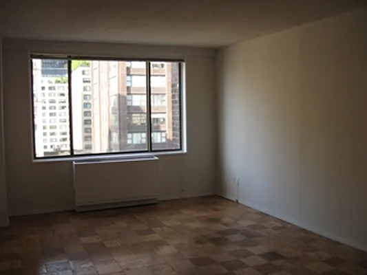 Rented by City Connections Realty | media 21