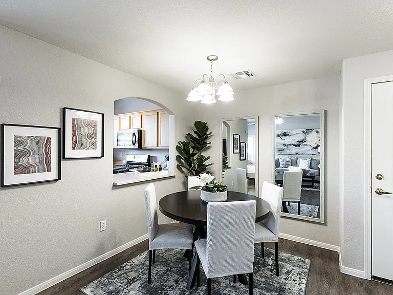 Parkside Villas — Photo 5