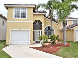 7872 Springfield Lake Dr, Lake Worth, FL 33467