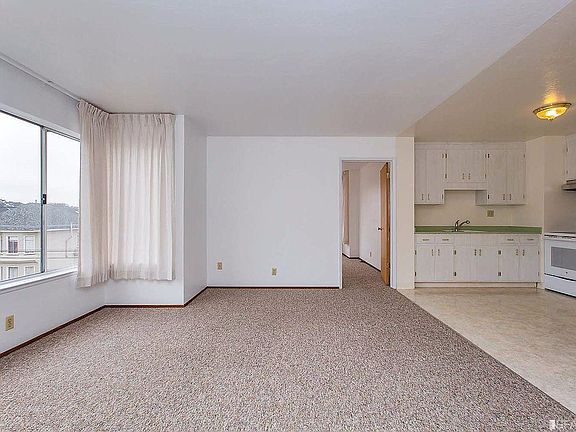 2nd image of 590 2nd Ave APT 7