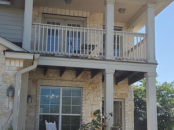 3rd image of 2416 Dimmitt Dr