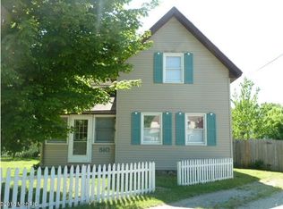 510 High St SE, Lowell, MI 49331