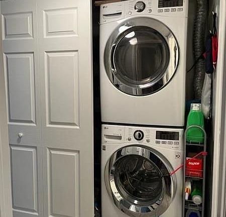 2nd image of 257 Cape Cod Cir APT B