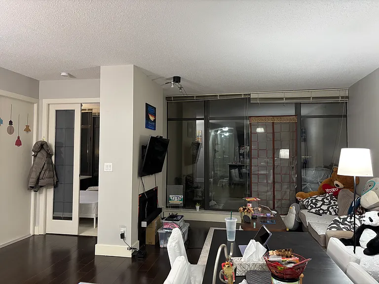 9310 University Cres #500 — Photo 10