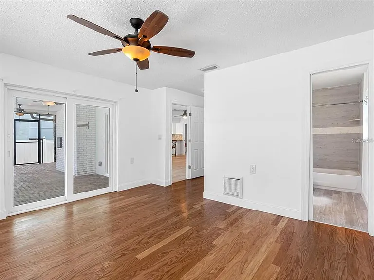 562 Johns Pass Ave — Photo 31