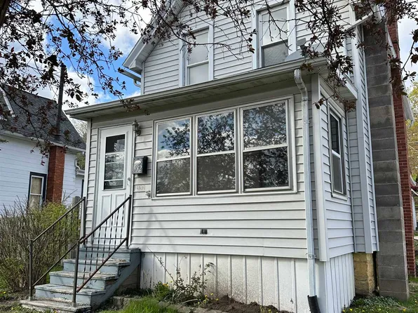532 Chicago Ave, Savanna, IL 61074