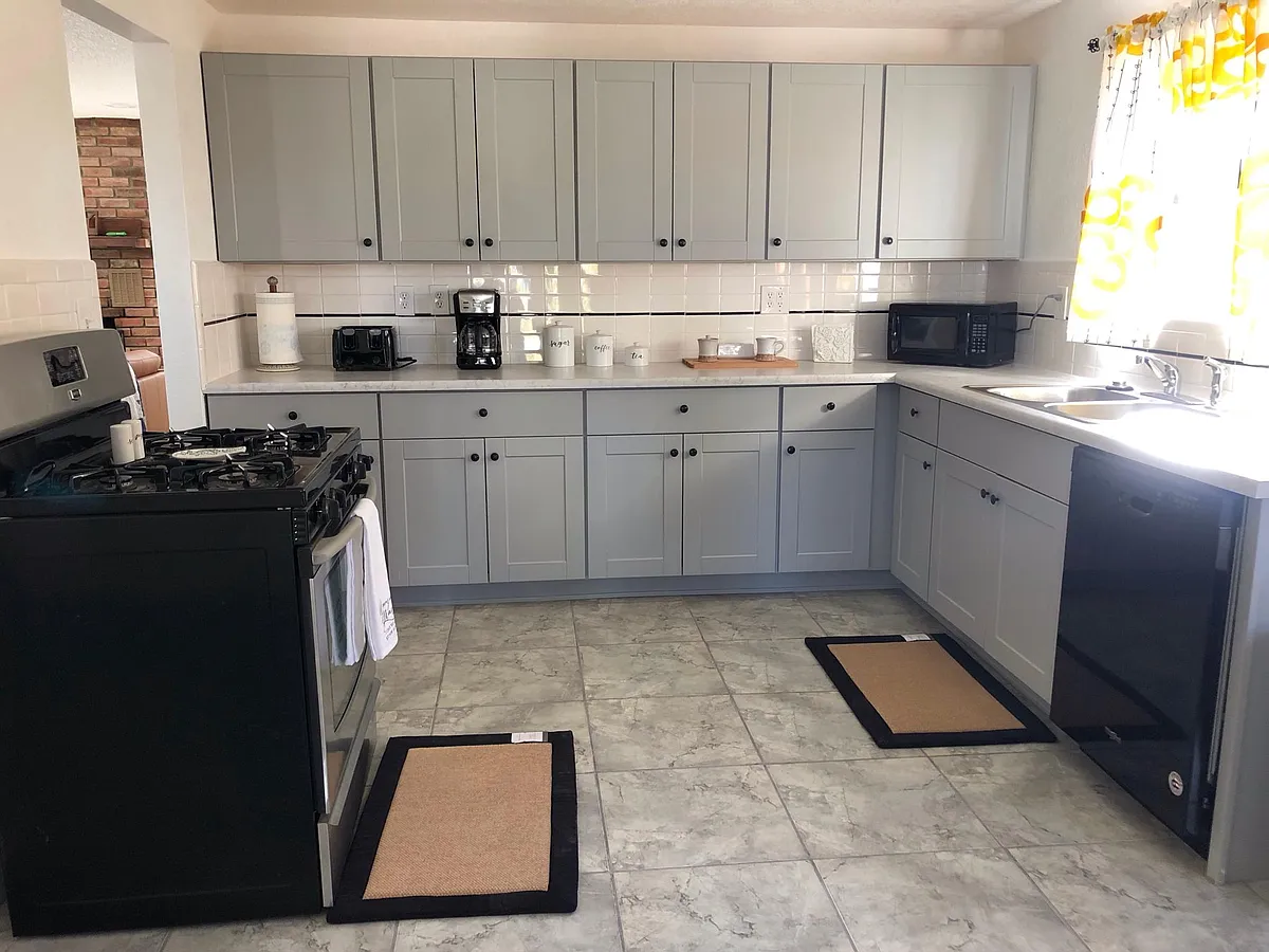 Kitchen - 61689 Palm Vista Dr