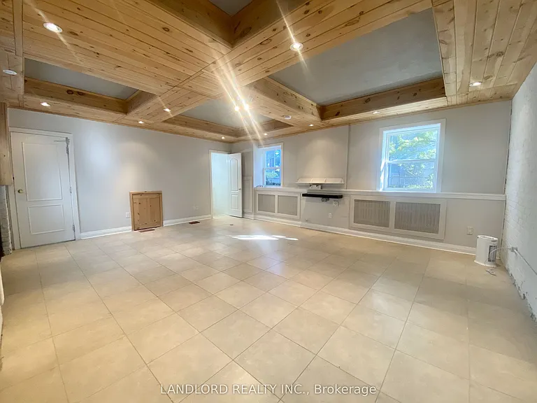 341 Saint Clair Ave W #E — Photo 4