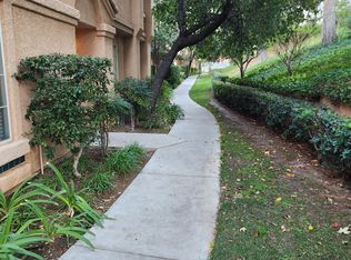 25150 Steinbeck Ave UNIT B, Newhall, CA 91381