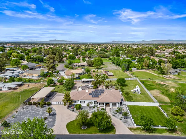 715 S CACTUS WREN Street, Gilbert, AZ 85296