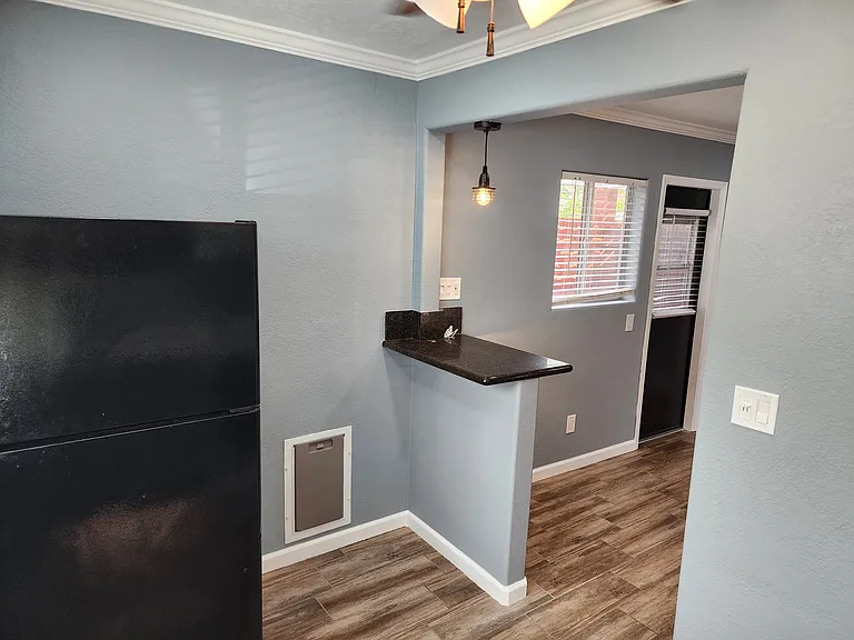 711-21 S Pine St #719 — Photo 9