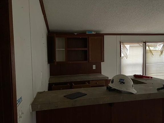 4th image of 8135 Gabe Rd