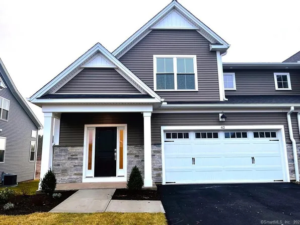 42 Soderman Way #42, Cheshire, CT 06410
