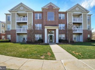 8206 Blue Heron Dr APT 2B, Frederick, MD 21701