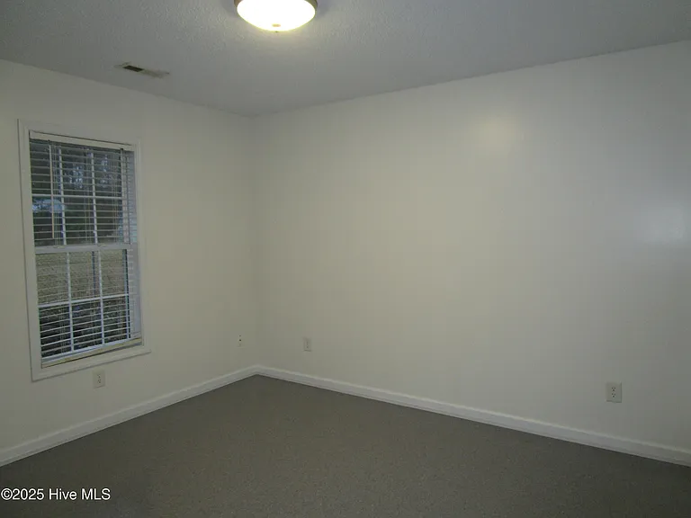 231 Lakewood Dr #A — Photo 7