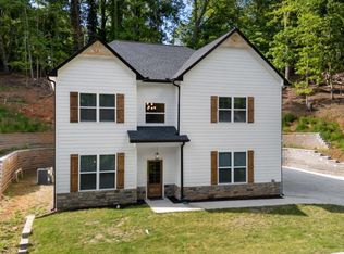 830 Dixon Dr, Gainesville, GA 30501